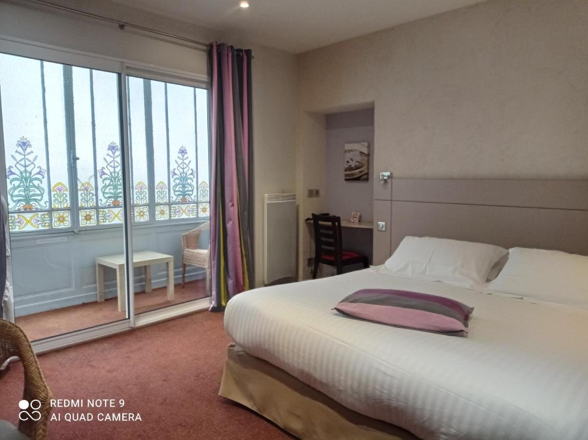אקס-לה-באינס Hotel De La Couronne מראה חיצוני תמונה
